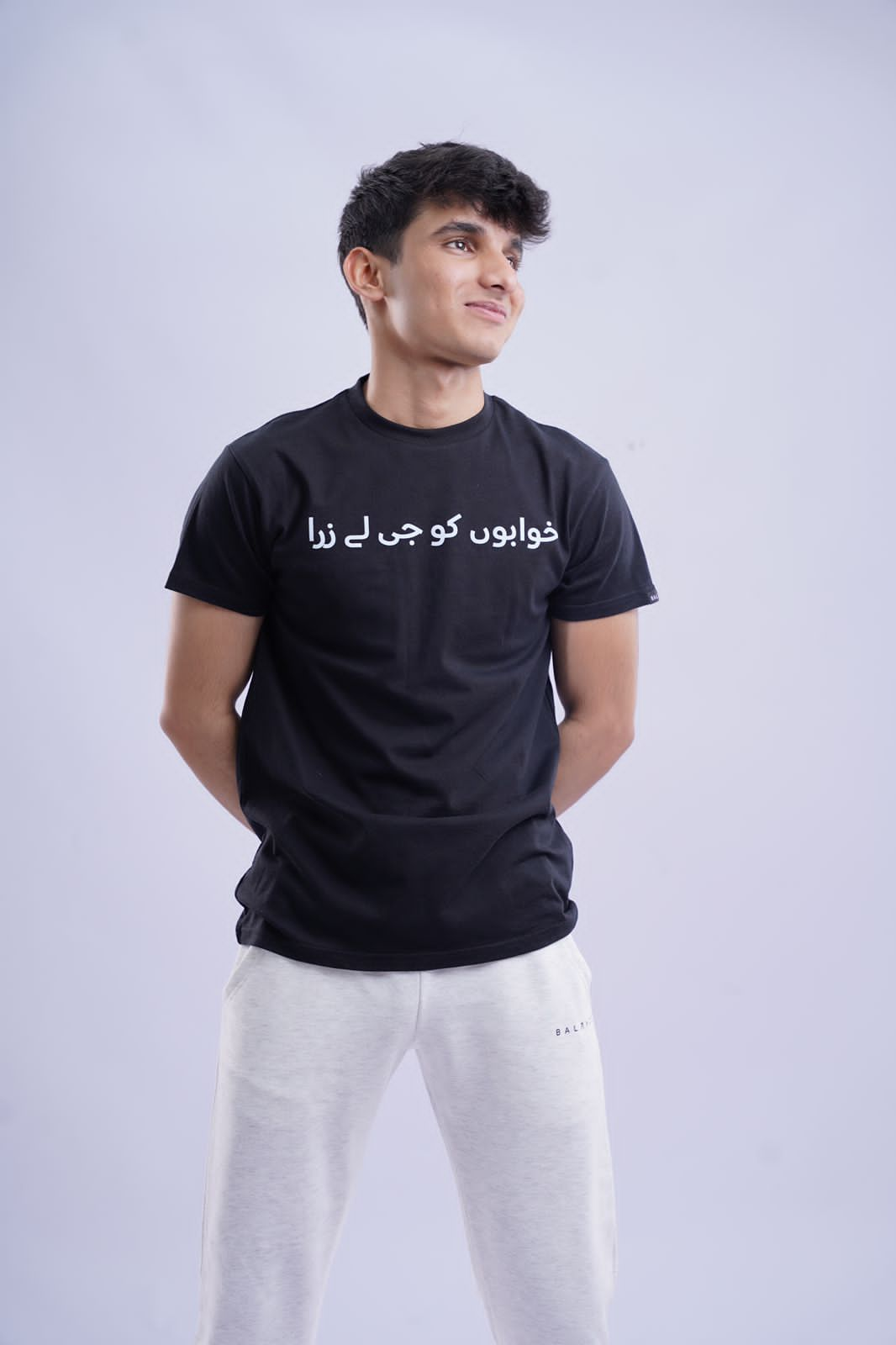 Khuwabon ko Jee lay Tee - Black